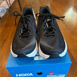 Never worn HOKA Rincon shoes